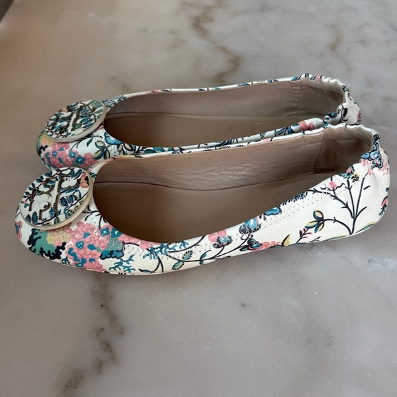 Tory Burch Minnie Gabriella Floral Ballet Leather Flats Shoes 6.5 US Travel Flat - Picture 13 of 15
